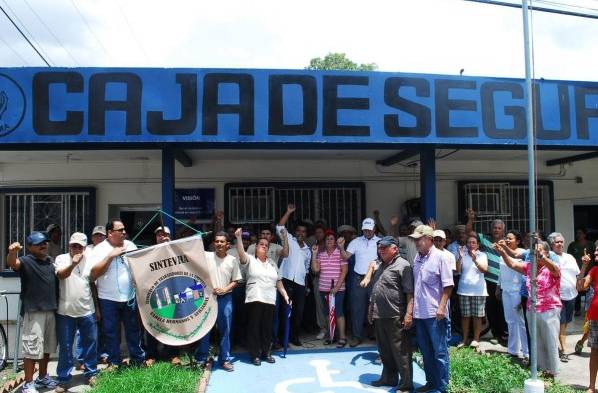 Pacientes y el personal médico se han unido para rechazar que el CAPS sea trasladado.