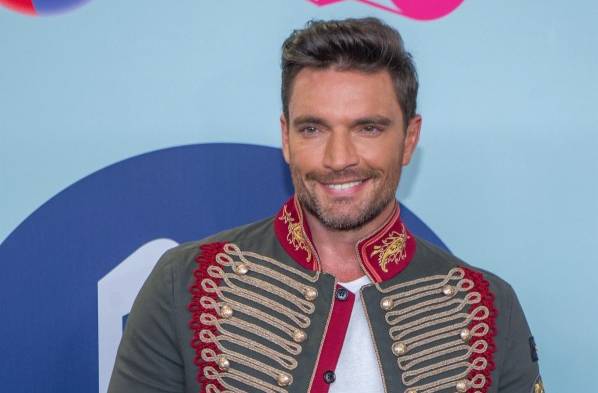 Julián Gil animará un nuevo programa de entretenimiento en TelevisaUnivision