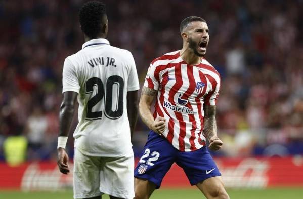 Mario Hermoso (derecha) celebra el único gol del Atlético.