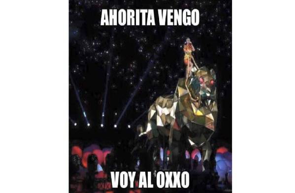 Katy Perry y sus curiosos memes del Super Bowl