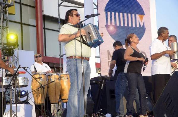 Osvaldo Ayala puso a bailar a los amantes del típico.