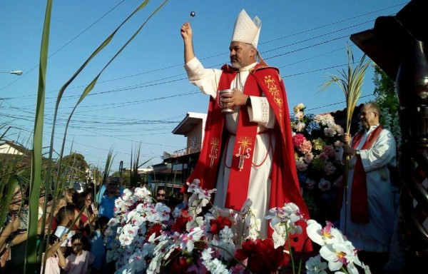 Chitr Celebra Por Todo Lo Alto El Domingo De Ramos