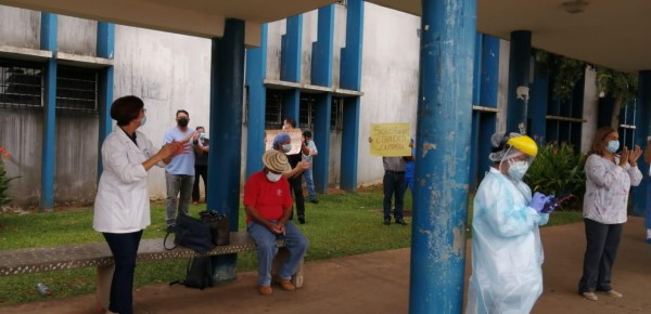 Personal de salud de la Policlínica Santiago Barraza exige equidad laboral&nbsp;