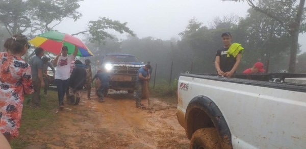 Rescatan a 15 personas reportadas como desaparecidas en Cerro Azul