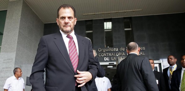 Diputados citan al contralor de la República, Federico Humbert