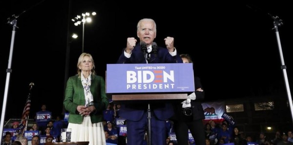 El renacer de Biden y la salida de Bloomberg frenan la revolución de Bernie Sanders