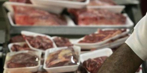 Los títulos ordinarios de JBS y BRF, multinacionales que figuran entre las mayores exportadoras mundiales de carnes, están entre las empresas investigadas.