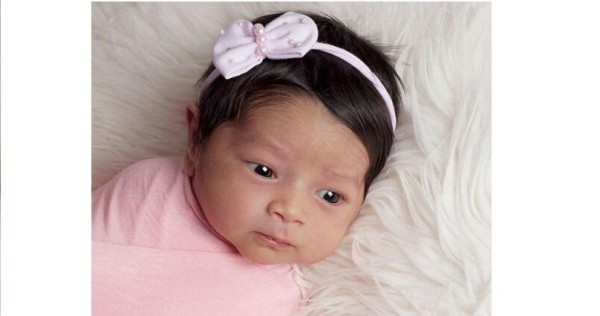 La Miss Colombia 2016 Andrea Tovar presentó a su primogénita, Elena