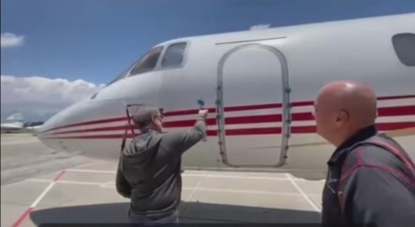 Ricardo Martinelli recupera su avión. Hoy fue devuelto por Guatemala 