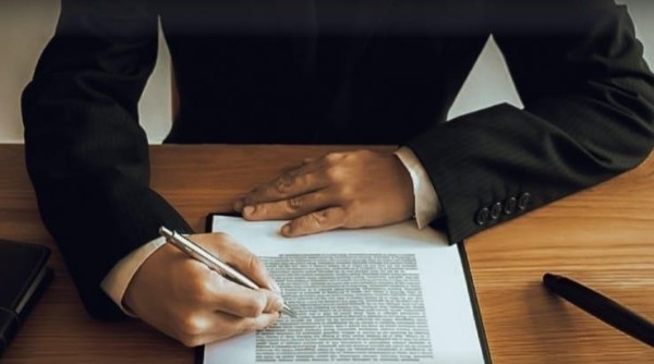 Encuentran muerta a una mujer en Colón 