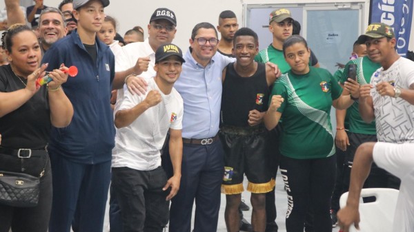 Custodios penitenciarios participan en VI Torneo Interfuerza de Boxeo Olímpico 