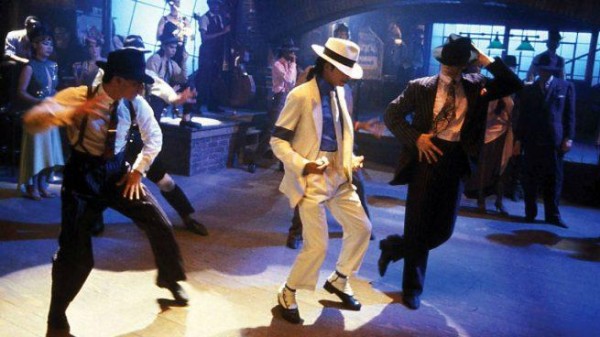 El sombrero fue utilizado para el vídeo oficial del tema Smooth Criminal.