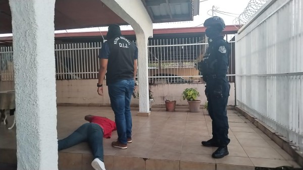 Capturan a presunto implicado en robo a Banesco 