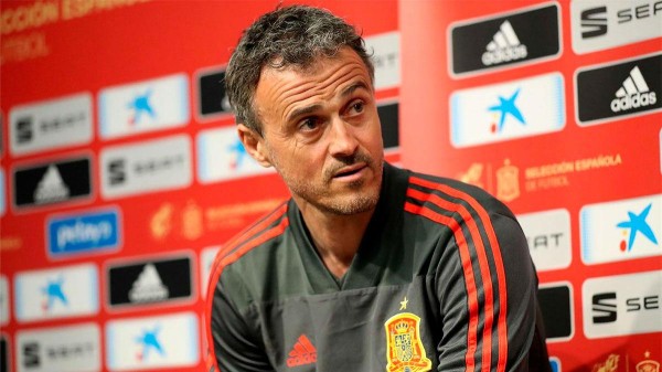 Luis Enrique prefiere su ataque a un 9 goleador que le condicione