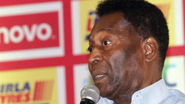 La cirugía de cadera del Rey Pelé habría sido mal hecha en Brasil