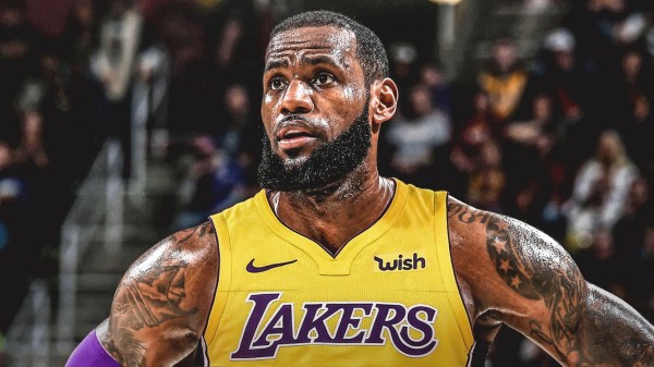 LeBron James firma por cuatro años con los Lakers de Los Ángeles