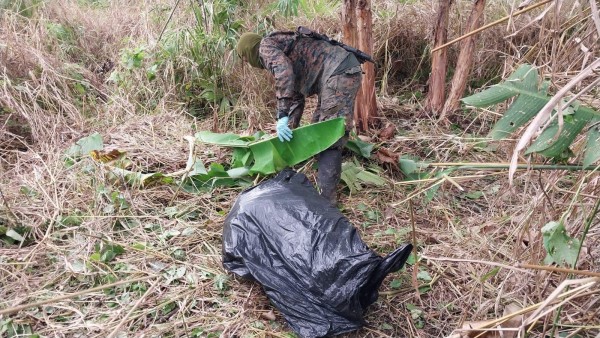 Ubican 75 paquetes de droga en Darién