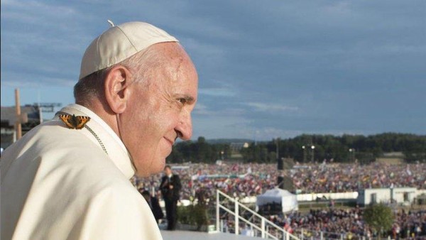 El Vaticano perseguirá el uso lucrativo de la imagen del papa 