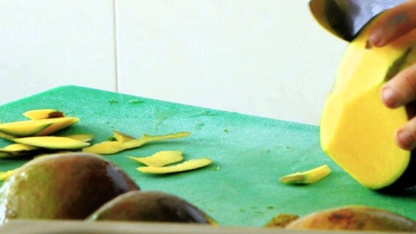 Cómo preparar un daiquirí de mango en casa