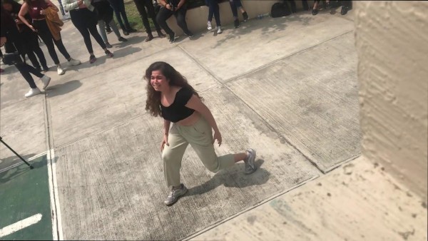 Origen del meme 'bailo por todas las que ya no están' 