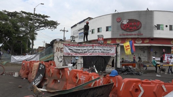 Defensoría colombiana y los movimientos sociales acuerdan levantar bloqueos