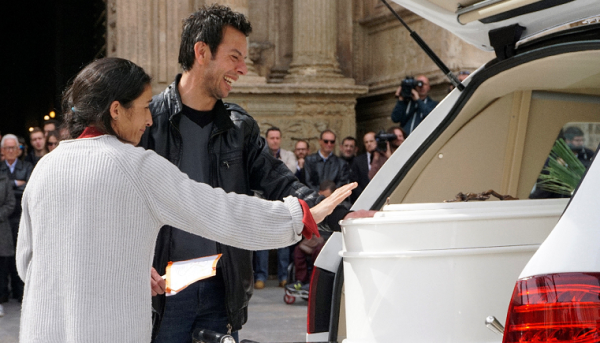 Españoles le dan el último adiós al pequeño Gabriel, asesinado por su madrastra