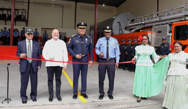 ¡En hora buena! La Zona Libre de Colón inauguró estación de bomberos