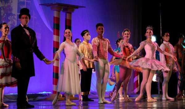 El Ballet Cascanueces cierra funciones en Panamá