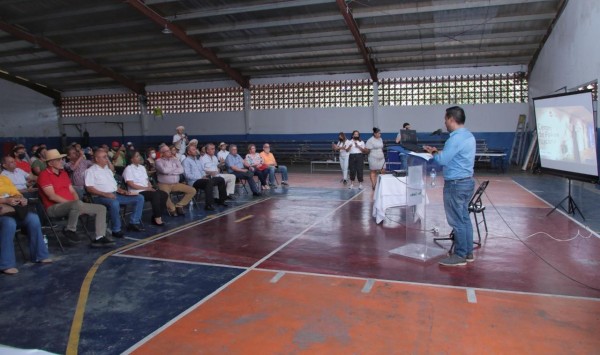 Presentan proyecto arquitectónico del Centro Nacional del Folklore