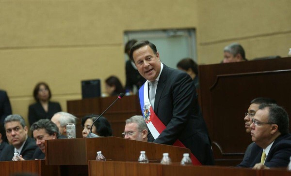 Presidente Juan Carlos Varela rinde informe en la Asamblea.