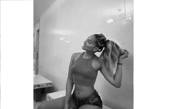 ¡De infarto! Daluna muestra su 'backside' y no está creyendo en nadie