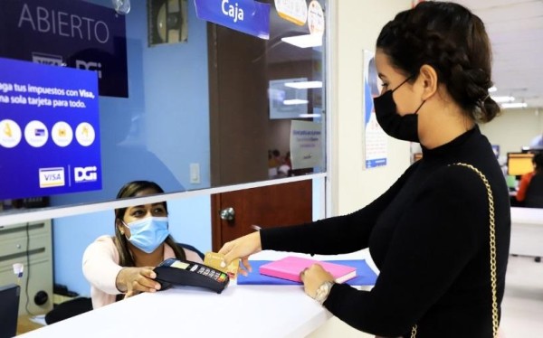 Preocupa el aumento de la planailla estatal.