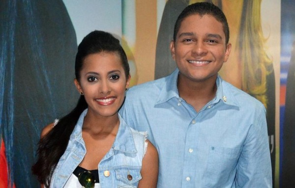 Madelaine y Adrián tienen una relación