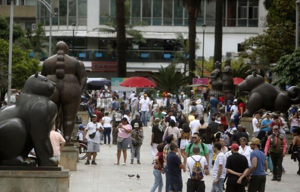 La vivencia de palpar el arte de Botero