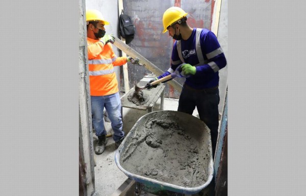 Ahora hay mil 450 obreros.