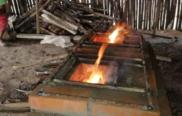 ‘Atiza Esperanza' construye estufas ecológicas en hogares rurales