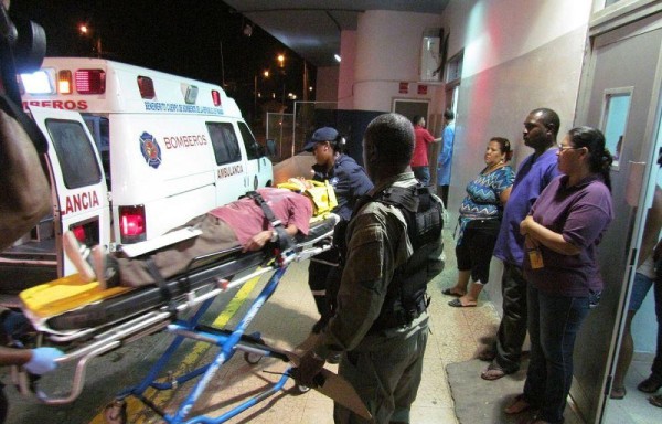 Las personas fueron remitidas al Hospital Manuel Amador Guerrero.