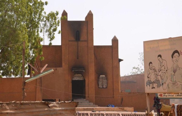 Los protestantes continuarán con las quemas.