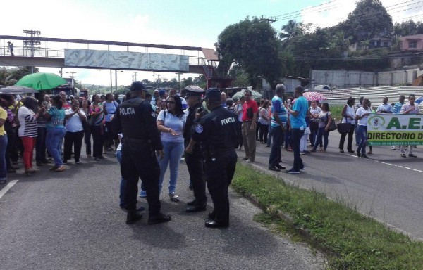 Reiteran su apoyo a los educadores de San Félix