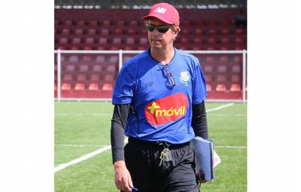 Galardonado por La Reina Isabel II