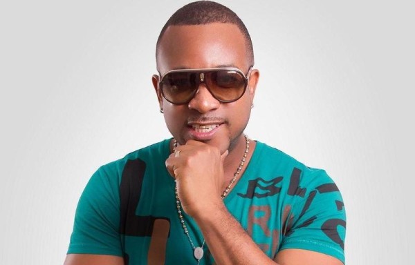 Siguen firmes con los que están