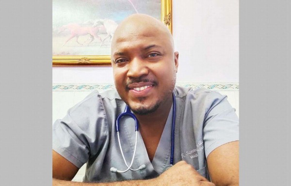 Mancilla vivía y atendía en su residencia en Brisas del Golf.