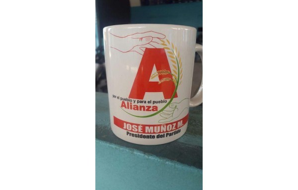 Muñoz lanza a la candela su nuevo partido: “Alianza”