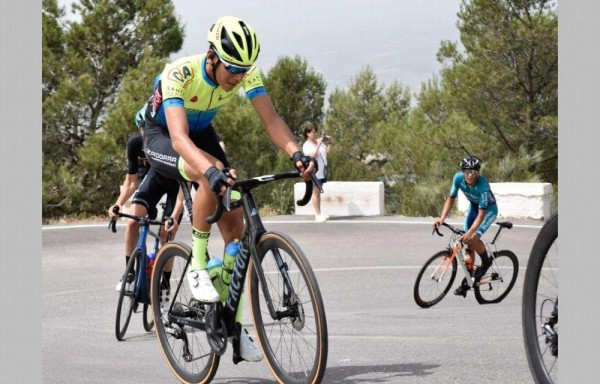 Felipe Chan Junior recorriendo las pistas de Portugal.