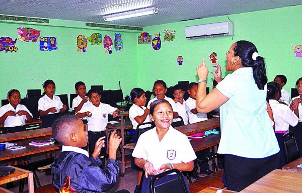 En otros países se califica de 1 a 10 a los estudiantes.