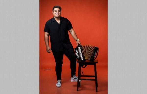 Juancín Henríquez le cede el conjunto a su hijo