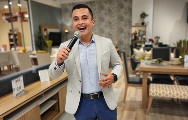 Lo culpan por el colapso de la casa flotante [bromas]