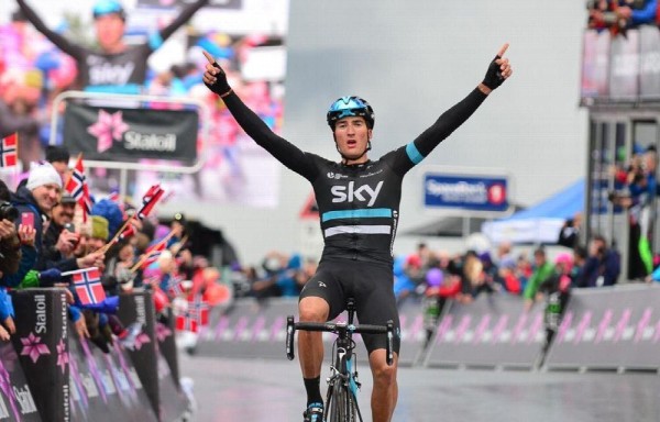 El italiano Gianni Moscon recibió una advertencia por escrito.