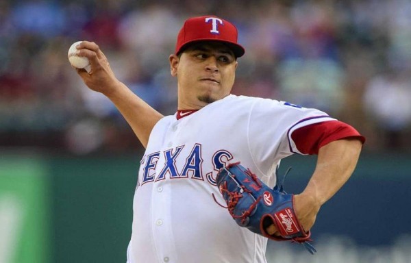 ARIEL JURADO El coclesano Ariel Jurado recibió todas las oportunidades de los Rangers de Texas. Cumplió con 18 aperturas y de relevo salió en 14 ocasiones. Tiene efectividad 5.81 en 122.1 entradas con 81 ponches. Registró 7 victorias y 11 derrotas este año.