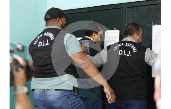 Detención provisional para Leonardo Labrador y arresto domiciliario a Ana Chang